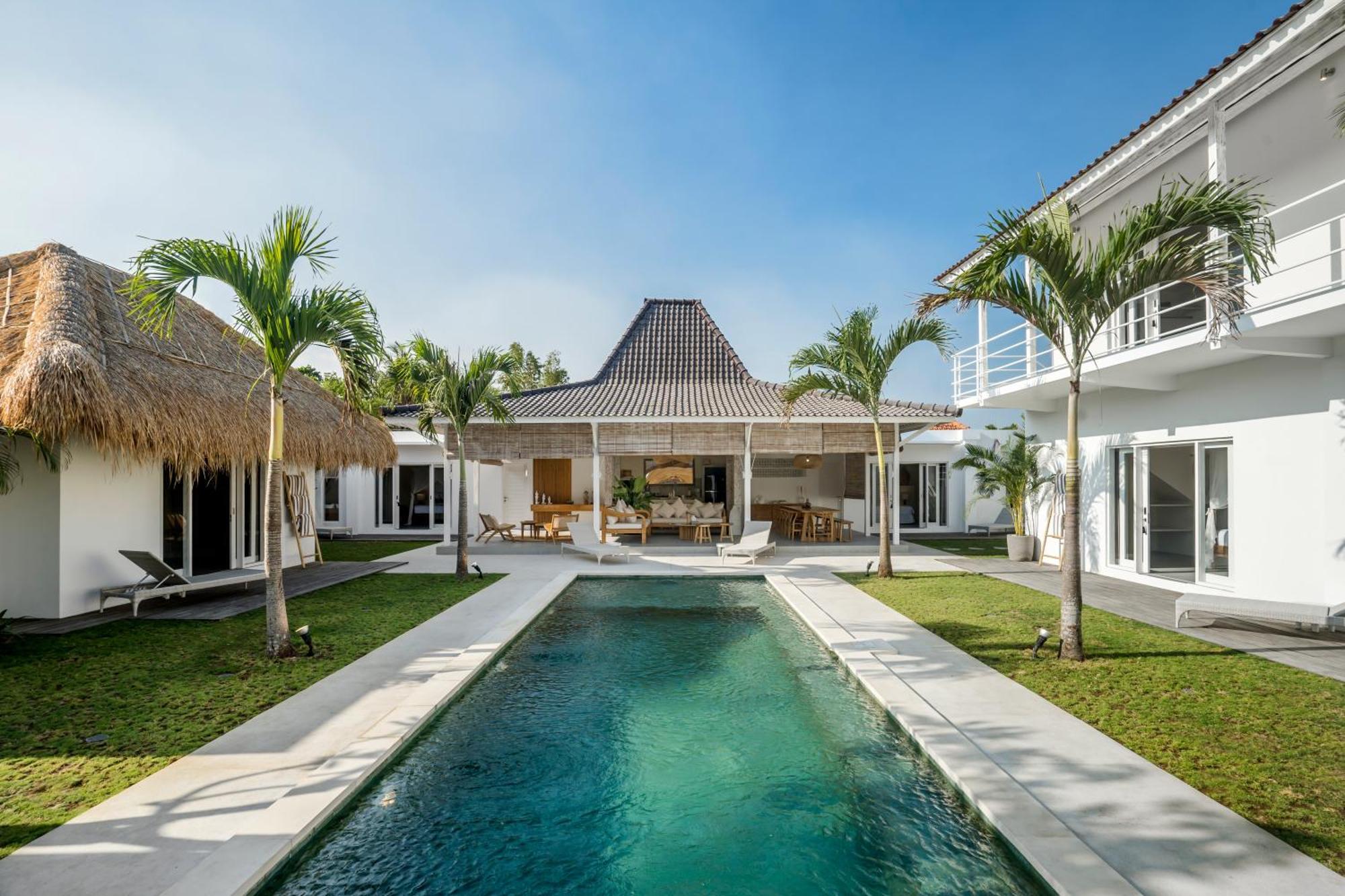 Surga Julie By Alfred In Bali